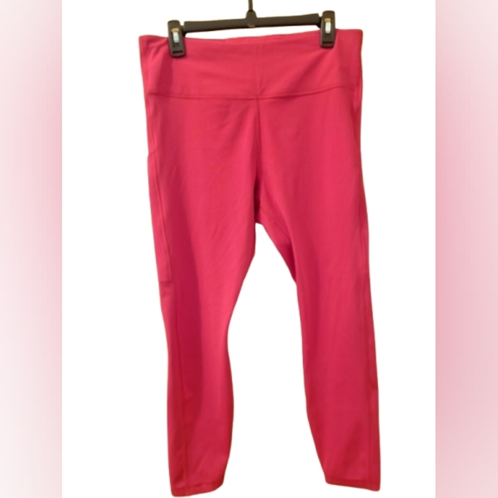 Athleta Ultimate Stash Pocket 7/8 Tight